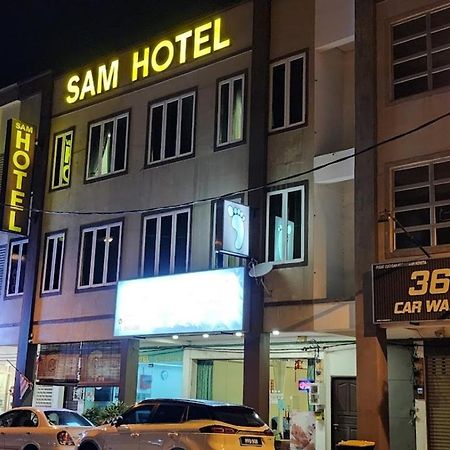 Sam Hotel Sitiawan Exterior photo